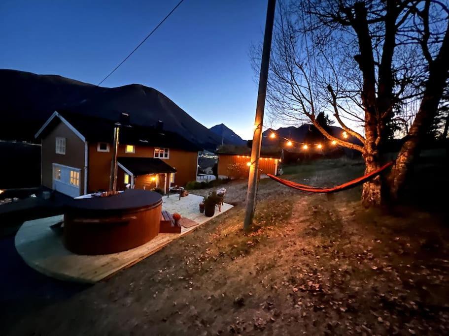 Moonvalley Lodge - Stort & Koselig Hus - Mandalen Екстер'єр фото